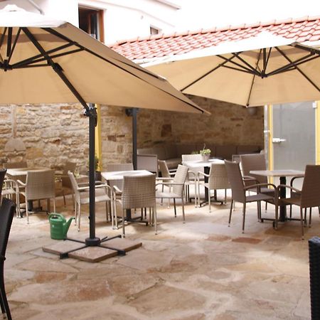 Hotel Am Markt Oebisfelde Экстерьер фото